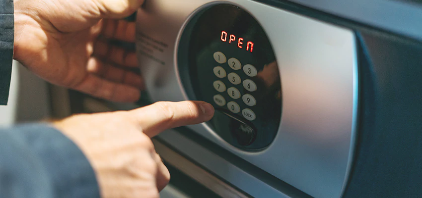 Cash Safe Openers in Salinas, California