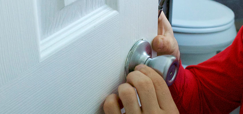 Vintage Door Knob Replacement in Salinas, CA